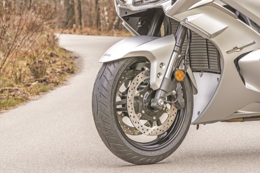 Ensaio – Yamaha FJR 1300 AE