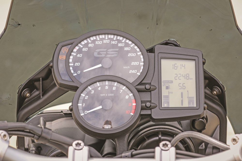 BMW F800GS a virtuosa