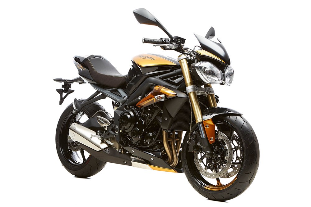 Triumph comemora 10º aniversário da Street Triple R com edição especial