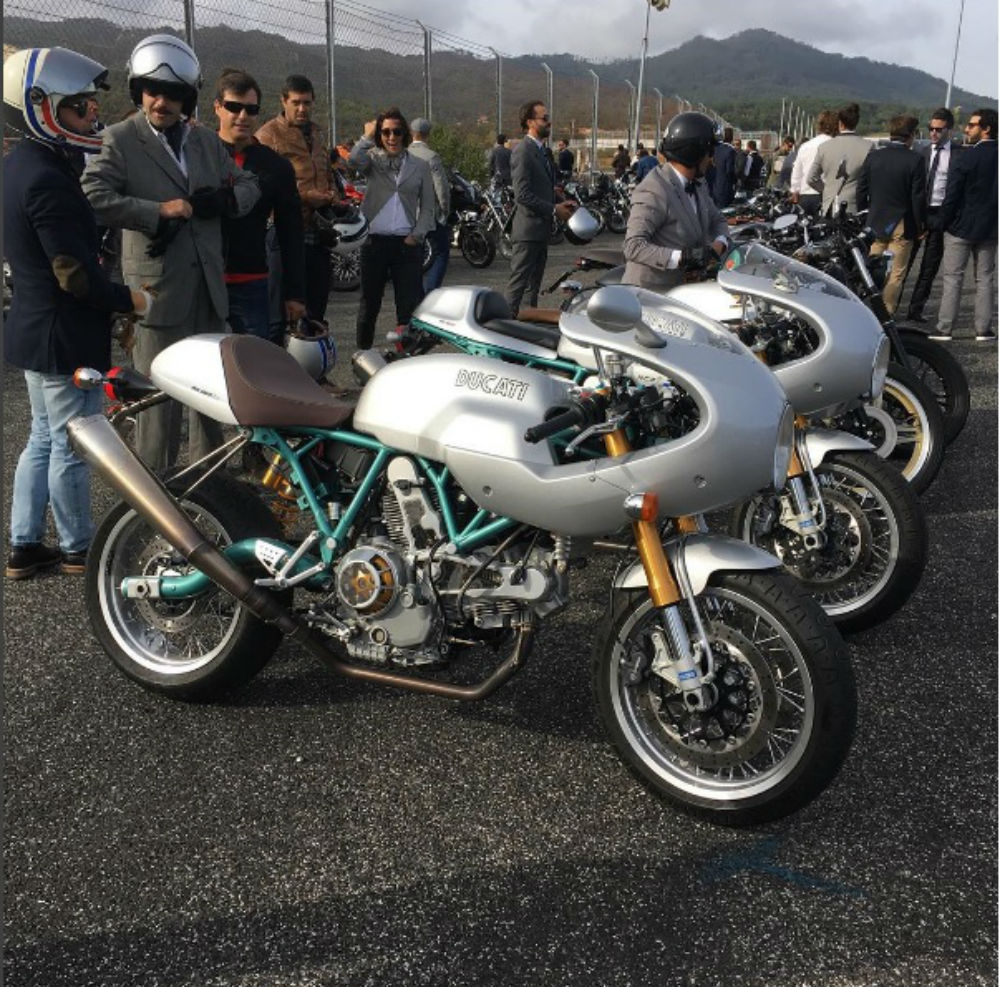 Passeio de motos clássicas solidário juntou mais de 300 gentleman em Lisboa