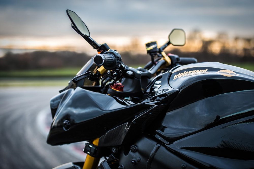 A Suzuki GSX S1000 ‘Tsurugi’ da TripleSpeed
