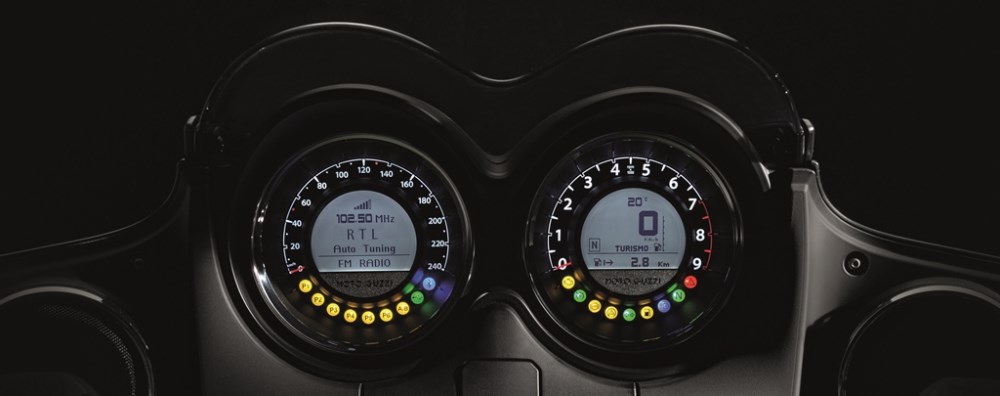Moto Guzzi MGX-21 chegou ao mercado nacional