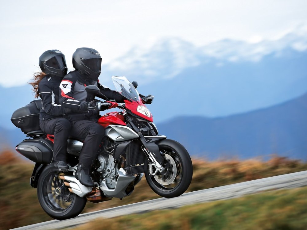 Ensaio MV Agusta Stradale 800 “Urban Attack” (Com vídeo)