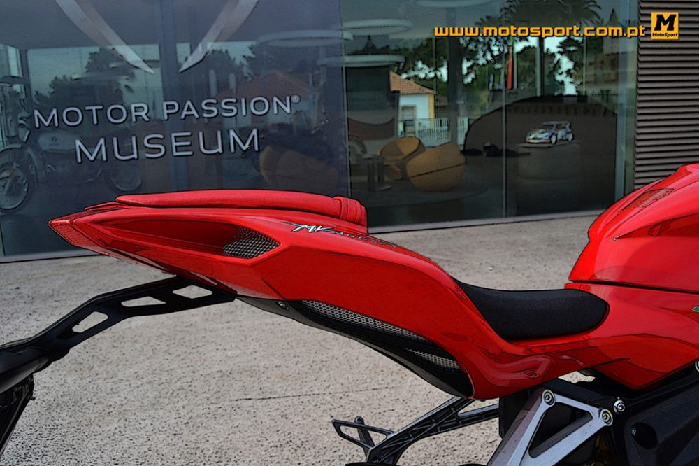 Ensaio: MV Agusta F3 675, ‘Ready to Race’