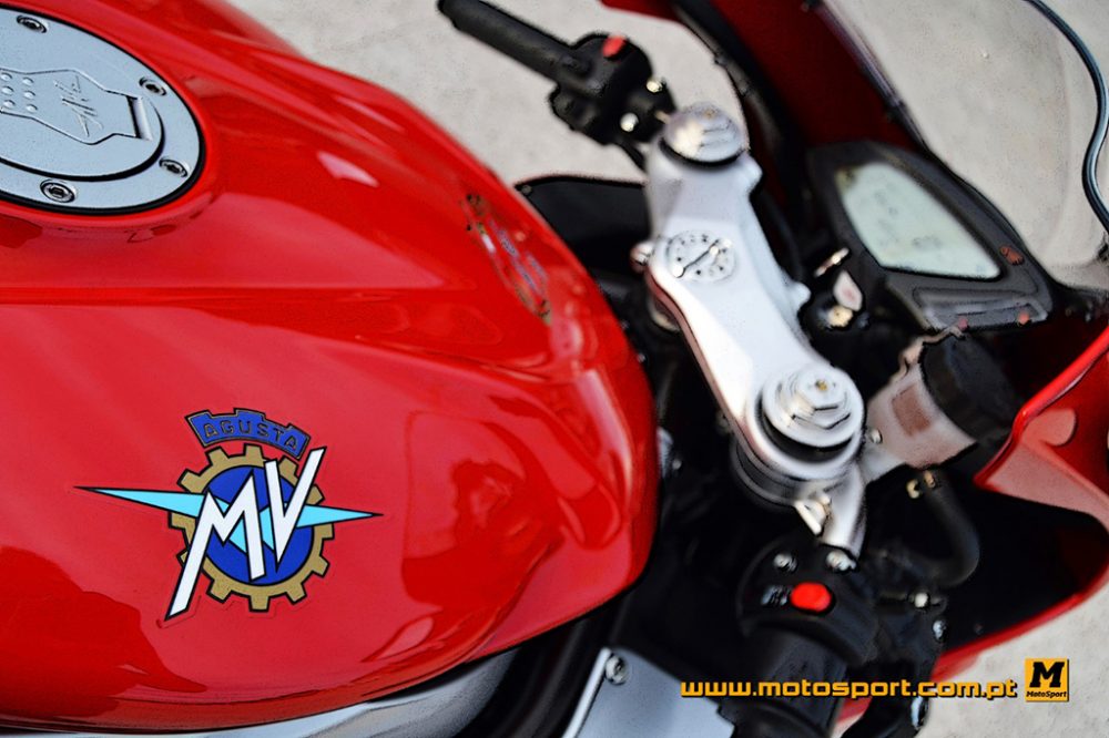 Ensaio: MV Agusta F3 675, ‘Ready to Race’