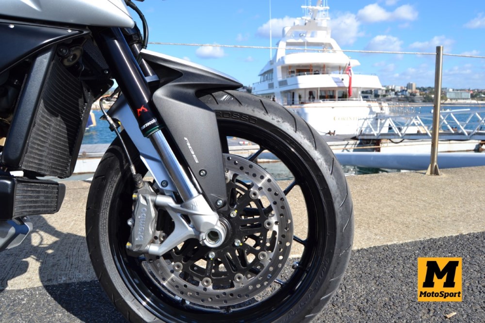 Ensaio MV Agusta Stradale 800 “Urban Attack” (Com vídeo)