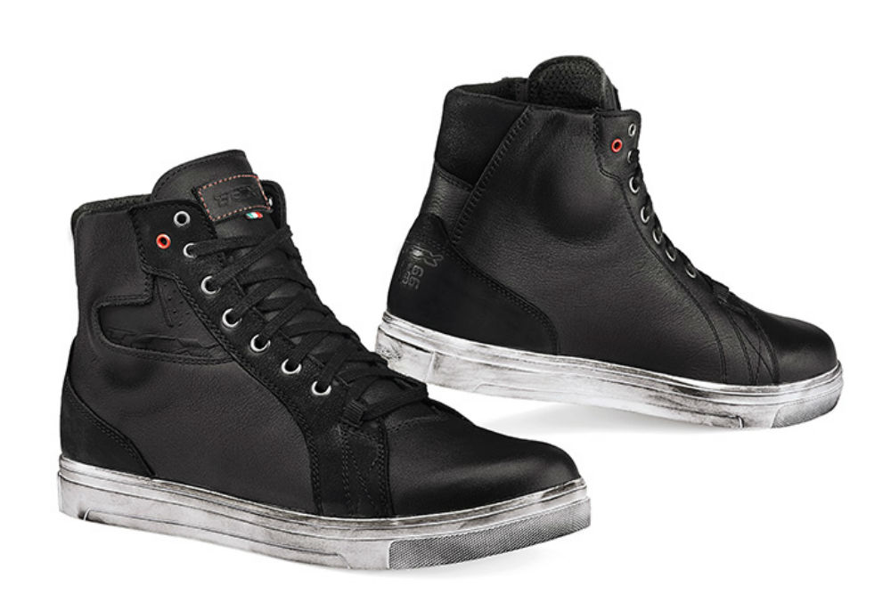 As novas X-Street Ace WP da TCX