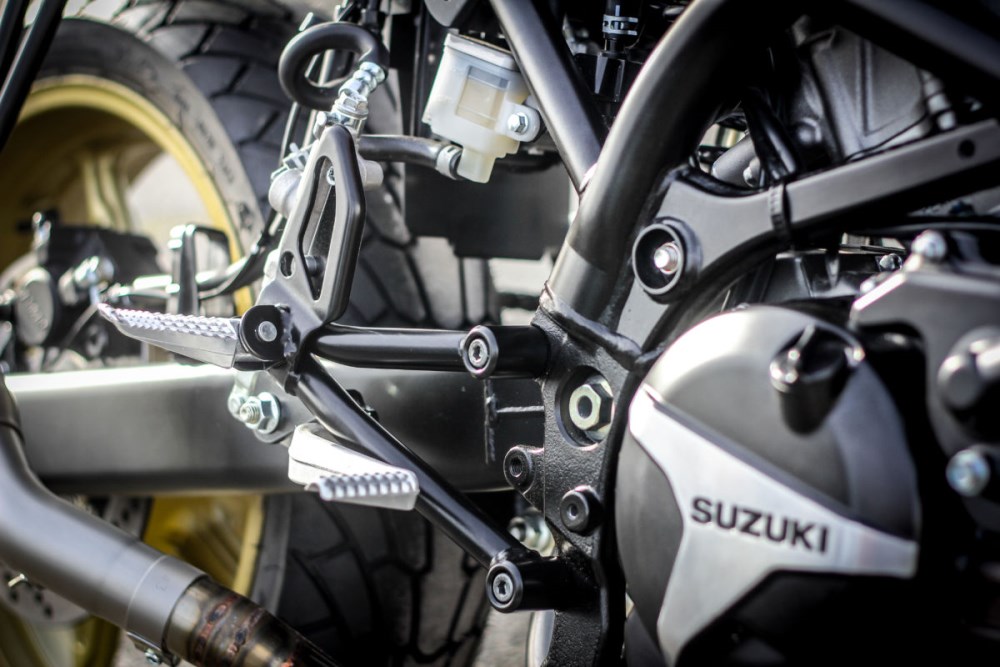 A Suzuki Grand Prix SV650 de tributo a Barry Sheene