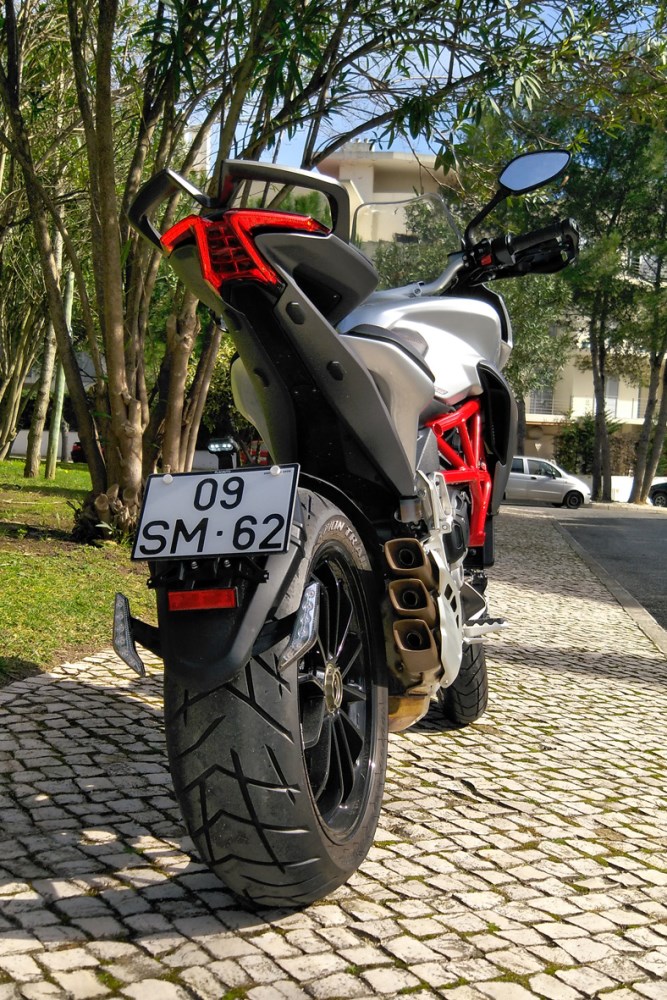 Ensaio: MV Agusta Turismo Veloce “ Performance e Versatilidade ”