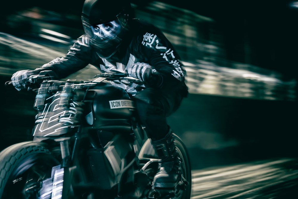 Kawasaki Vulcan S a Dethgrip da ICON 1000