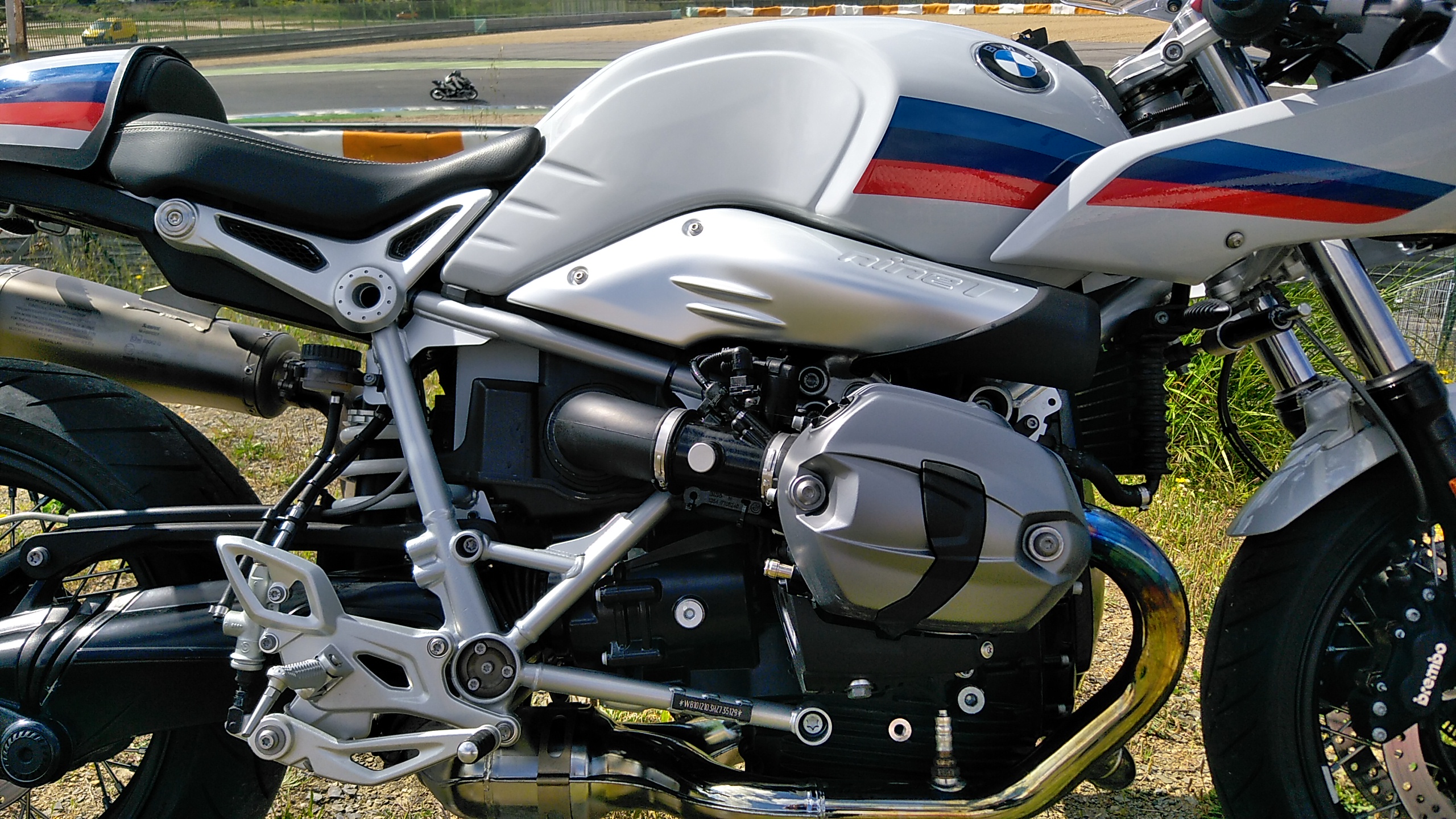 Ensaio BMW R1200 Nine T Racer – Ao melhor estilo “Seventies”
