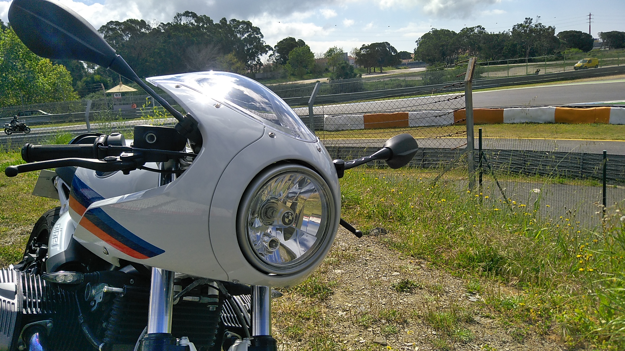 Ensaio BMW R1200 Nine T Racer – Ao melhor estilo “Seventies”