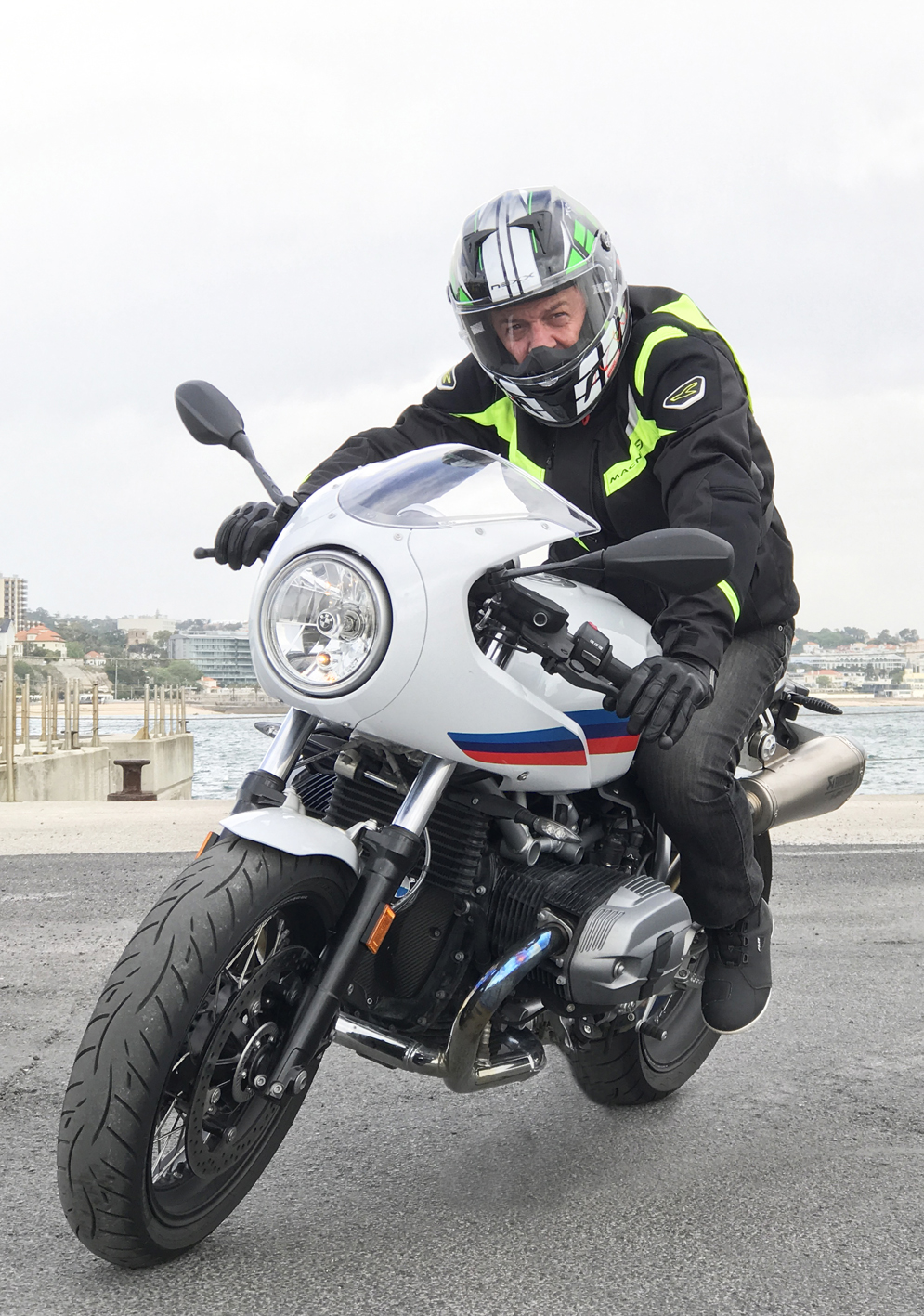 Ensaio BMW R1200 Nine T Racer – Ao melhor estilo “Seventies”