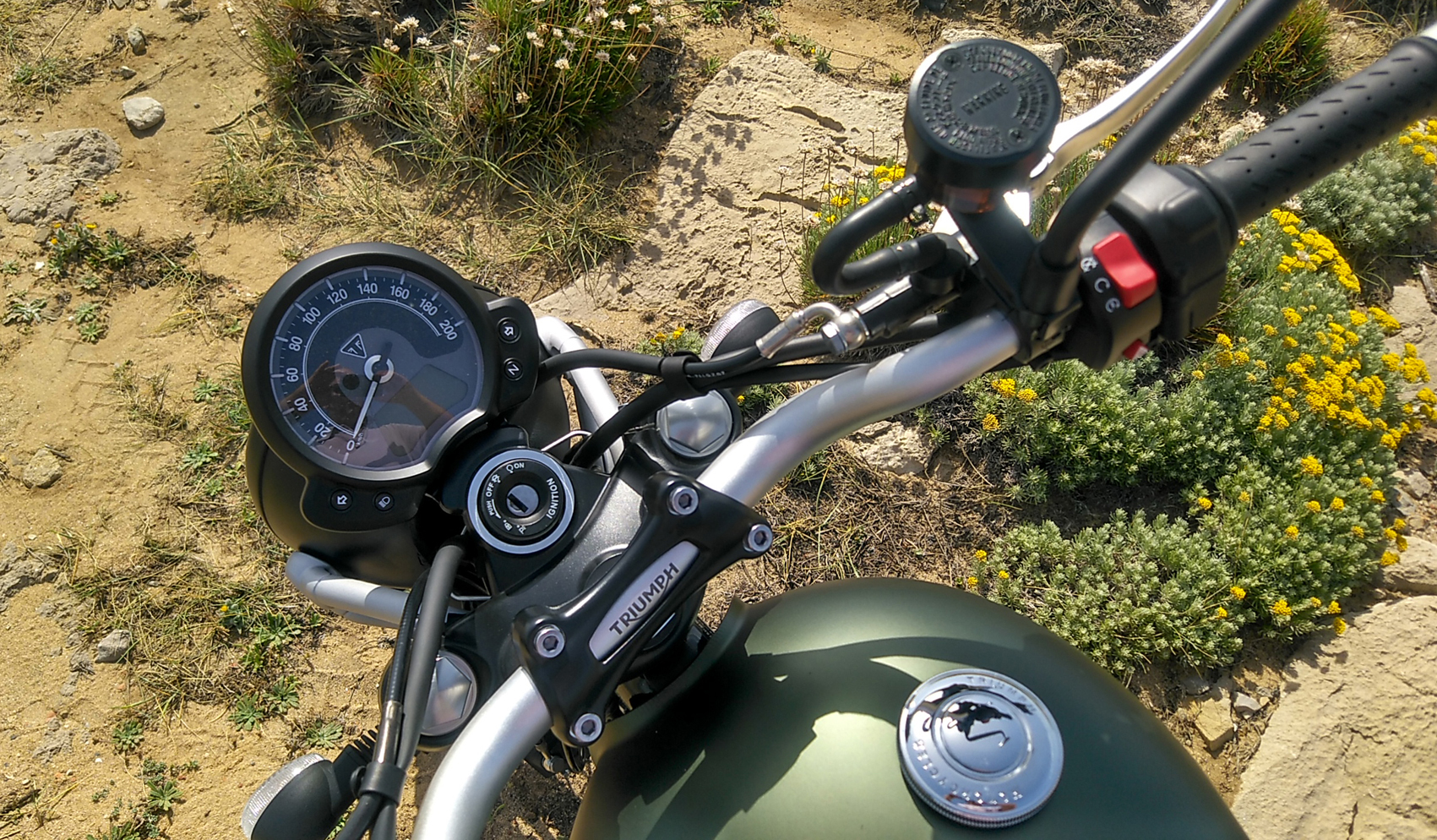 Ensaio Triumph Street Scrambler 2017