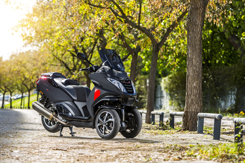 Ensaio Peugeot Metropolis – Alternativa na mobilidade com mais de 2 rodas