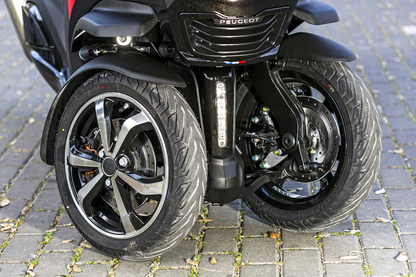 Ensaio Peugeot Metropolis – Alternativa na mobilidade com mais de 2 rodas