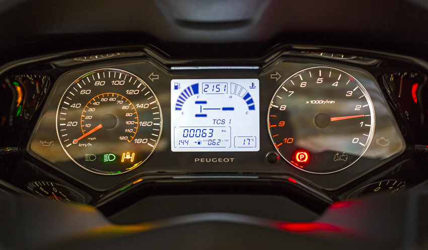 Ensaio Peugeot Metropolis – Alternativa na mobilidade com mais de 2 rodas