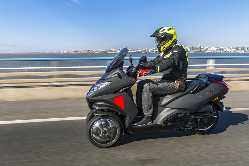 Ensaio Peugeot Metropolis – Alternativa na mobilidade com mais de 2 rodas