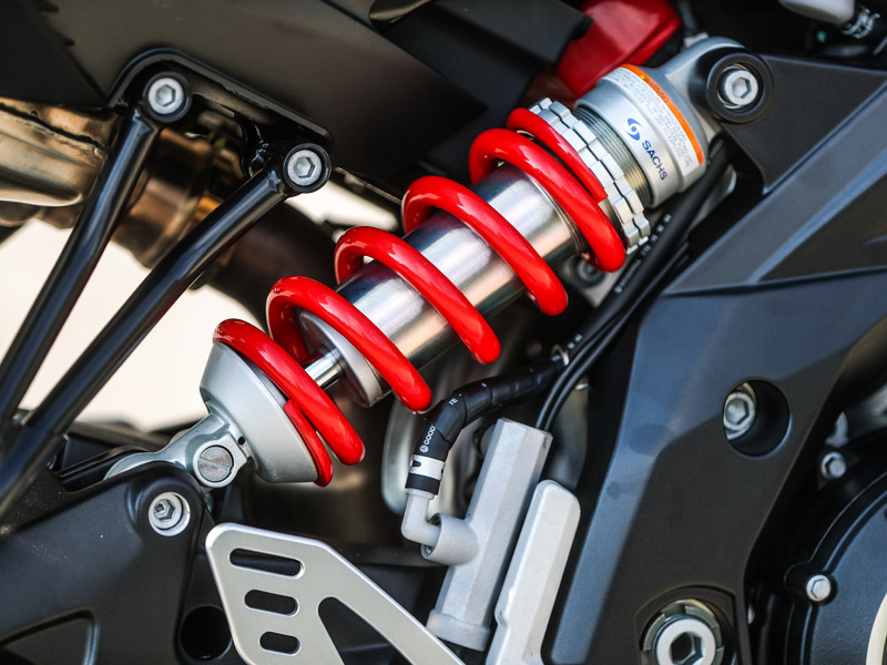 APRILIA SHIVER 900 de 2017 – Mais “Coração” com a mesma Sofisticação