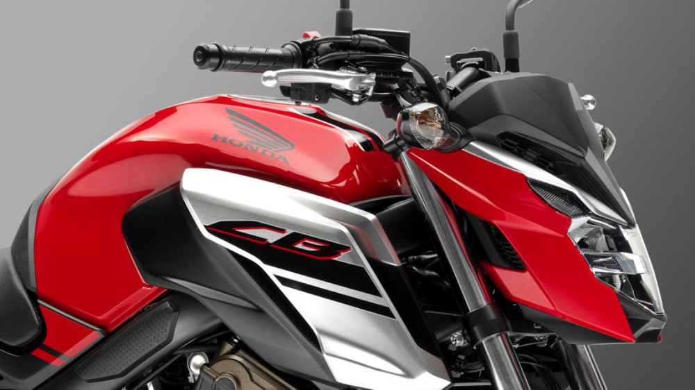 Honda CB650F Pura Agressividade