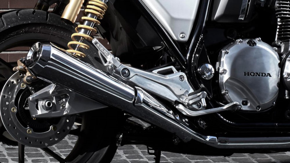 Honda CB 1100 RS um clássico moderno