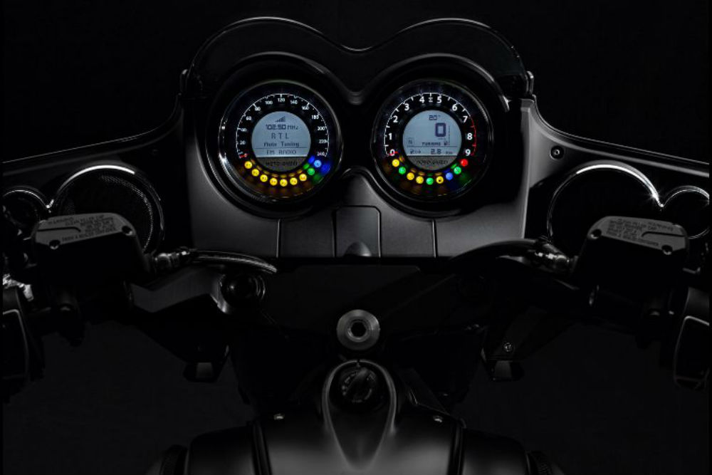 Moto Guzzi MGX 21 a Cruiser sedutora e inconformista