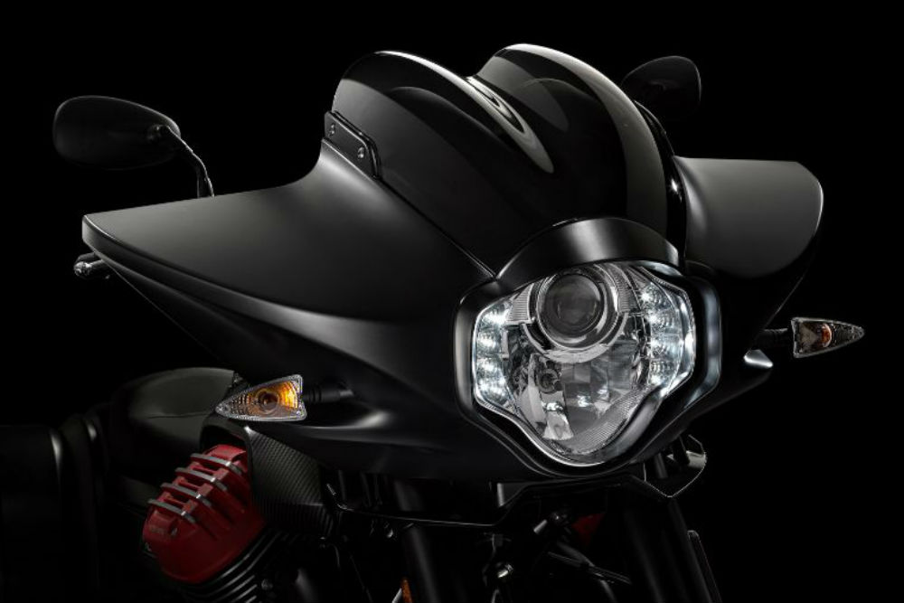 Moto Guzzi MGX 21 a Cruiser sedutora e inconformista