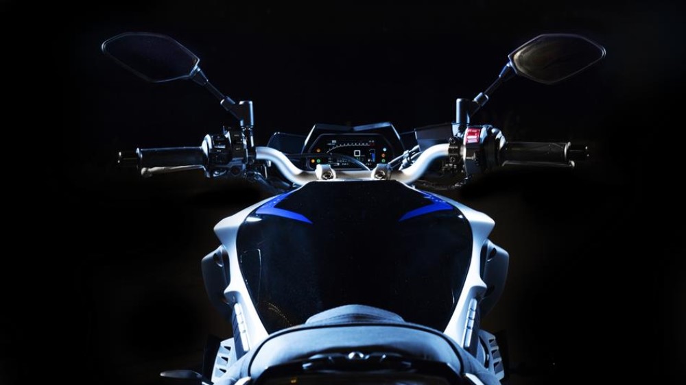 Yamaha MT – 10SP A velocidade do Lado Negro