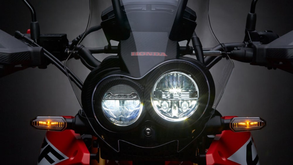 Honda CRF 250 Rally aventura em qualquer lugar