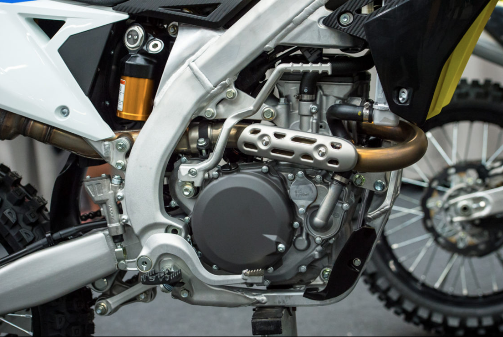 Nova Suzuki RM-Z450 para 2018 – Totalmente Renovada