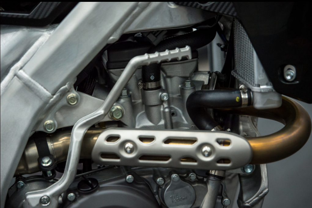 Nova Suzuki RM-Z450 para 2018 – Totalmente Renovada
