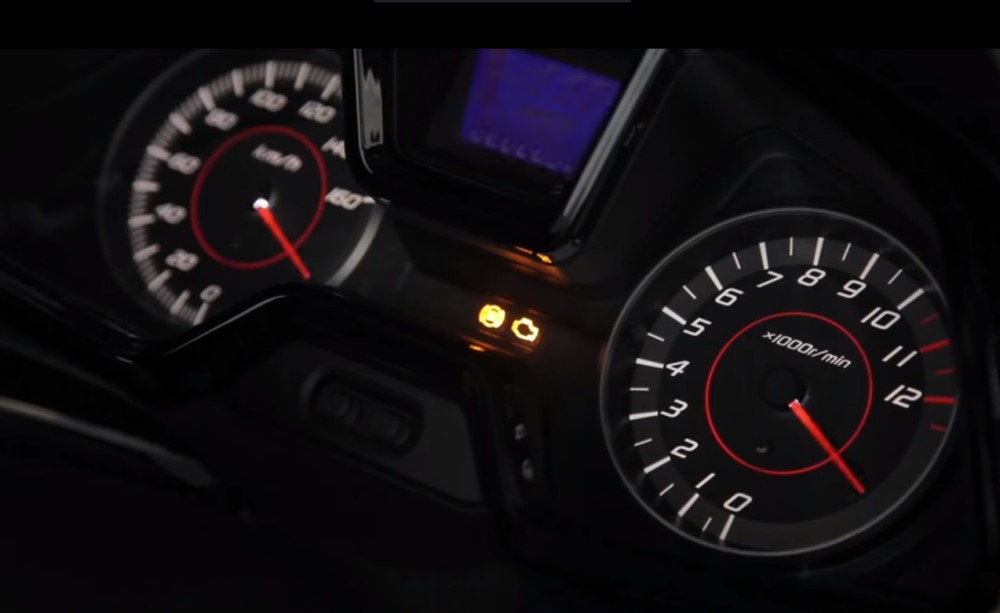 Honda Forza 125cc 2017 Mais estilo
