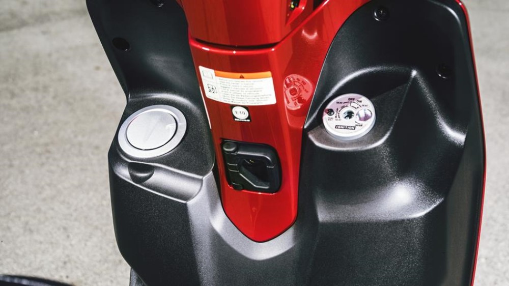 Yamaha D’elight 125 à descoberta da cidade