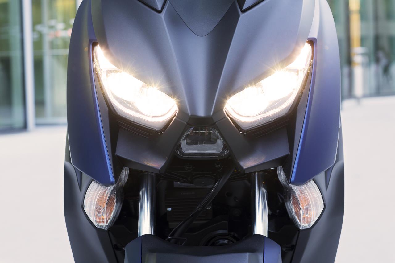 ENSAIO YAMAHA X-MAX 400 de 2018 – No meio está a virtude