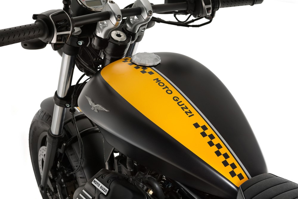 Moto Guzzi V 9 Bobber a custom desportiva