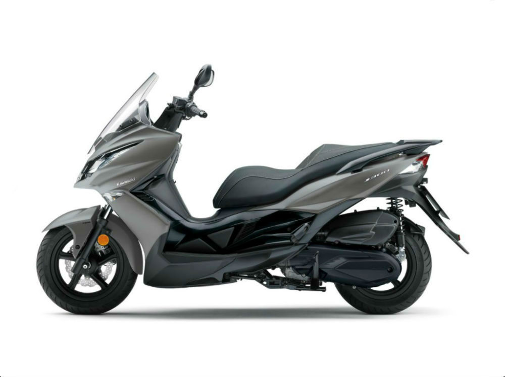 Kawasaki J300 o admirável mundo novo