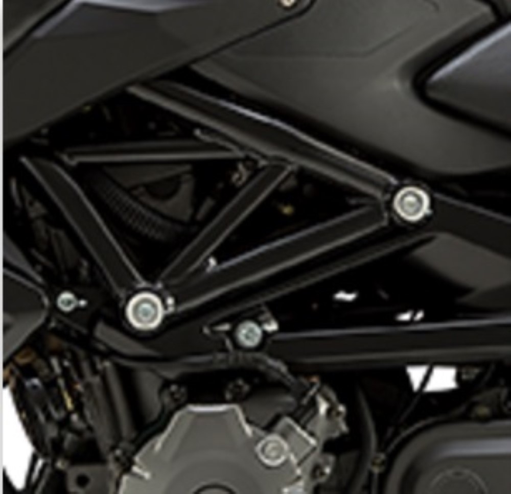Benelli BN 600i uma Naked cheia de talento