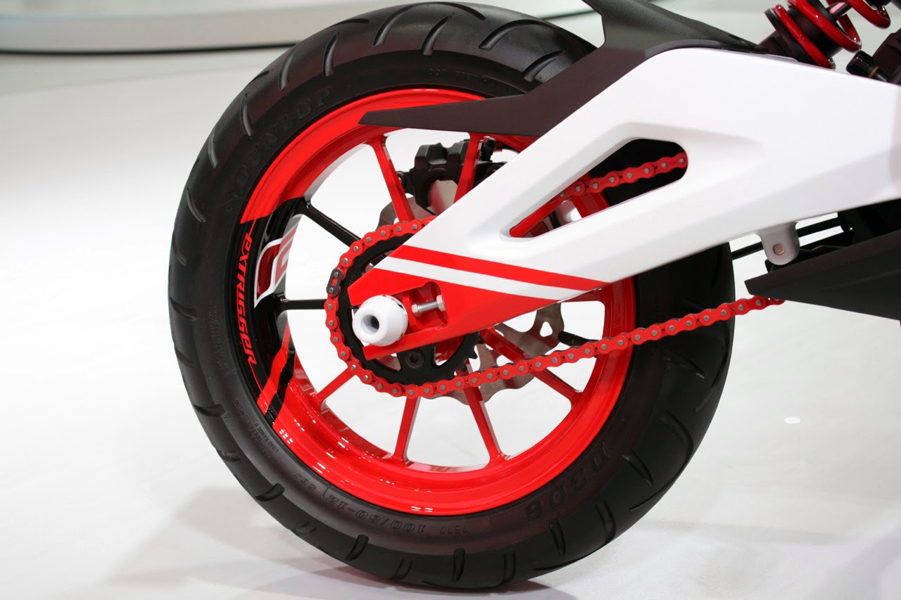 SUZUKI EXTRIGGER – Eléctrica e Irrequieta