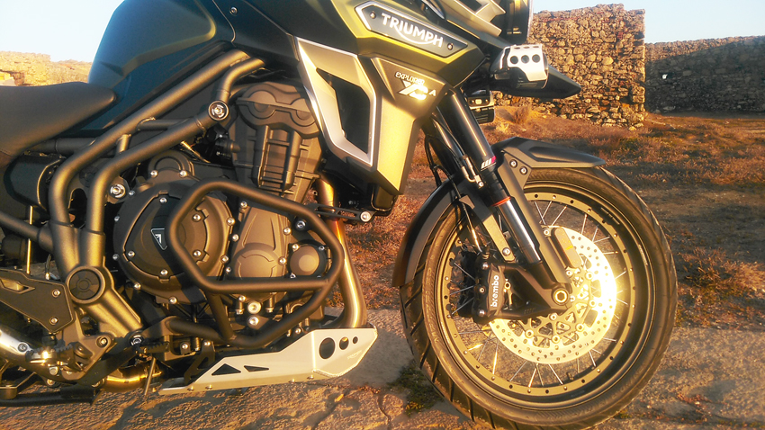 ENSAIO TRIUMPH TIGER EXPLORER 1200 XCA de 2017 – A Aventureira Inglesa