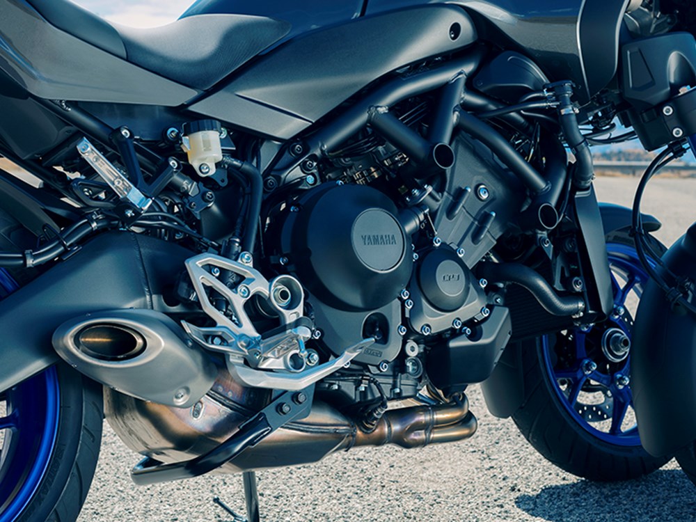 A Revolucionária Yamaha Niken Three Wheeler – “Ride the Revolution”