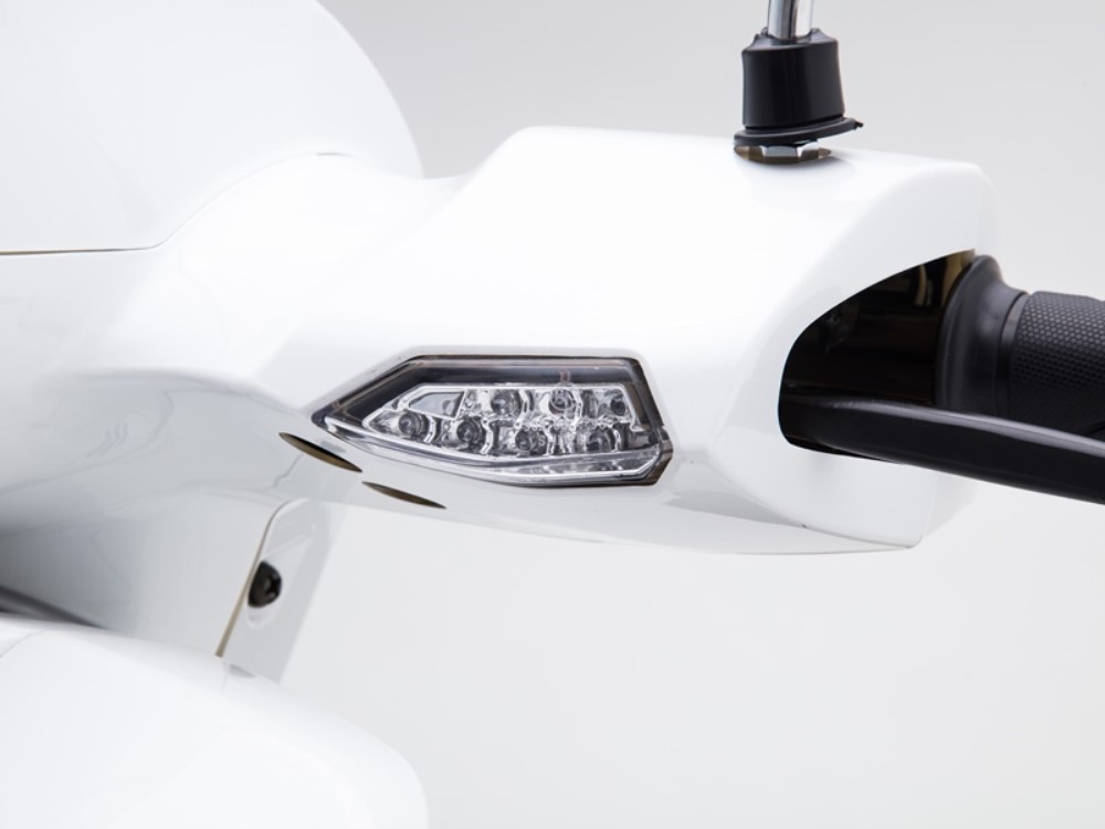 Daelim Besbi 125 a scooter retro