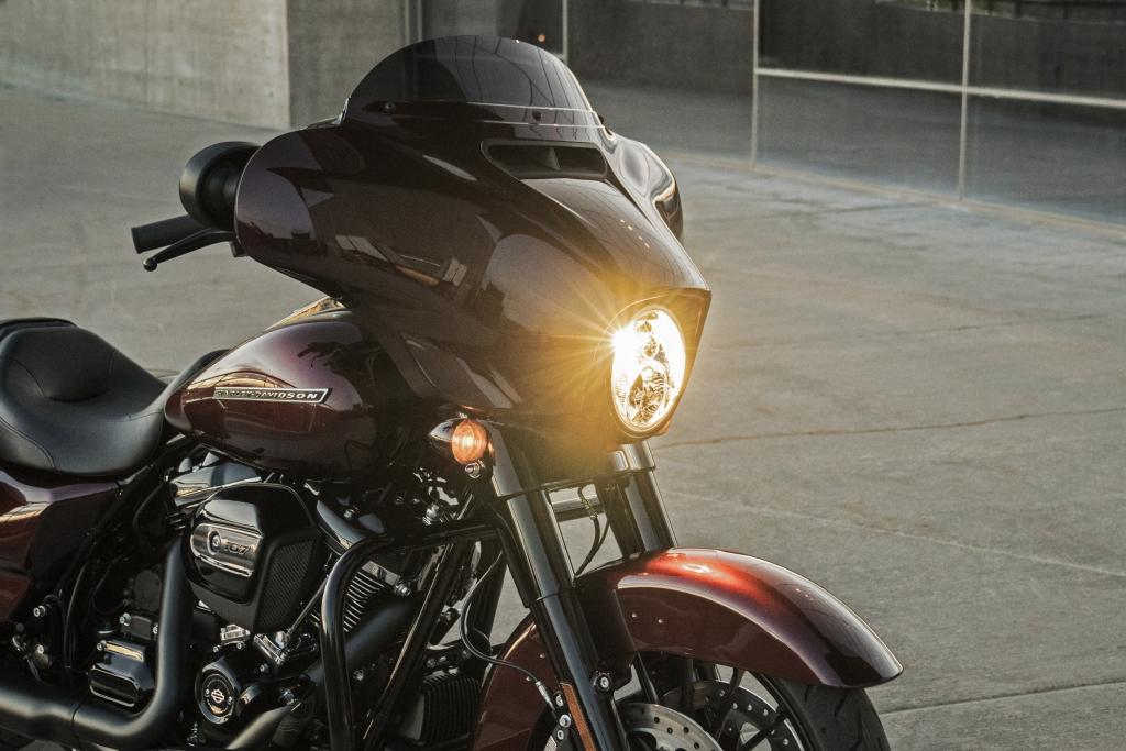 ENSAIO HARLEY DAVIDSON STREET GLIDE SPECIAL 2018