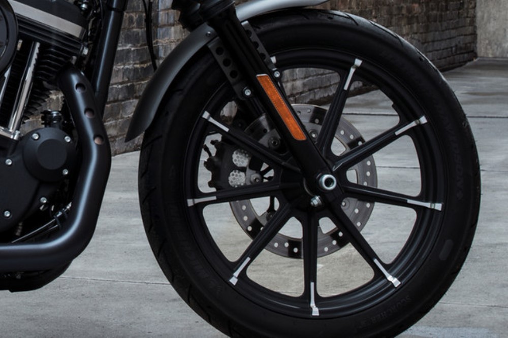 IRON 883 2018