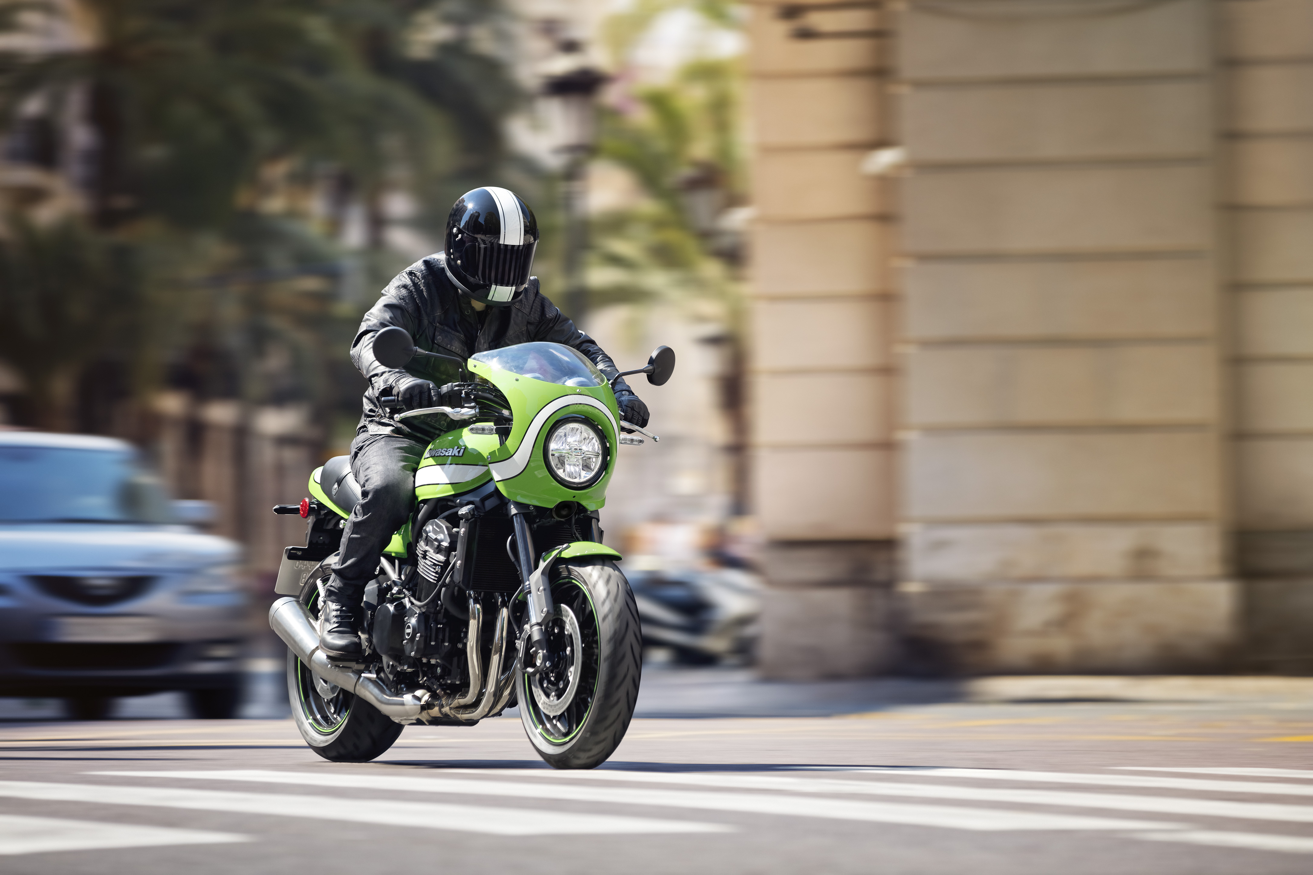 Z900 Café Racer – Kawasaki apresenta uma nova versão neo clássica em Milão