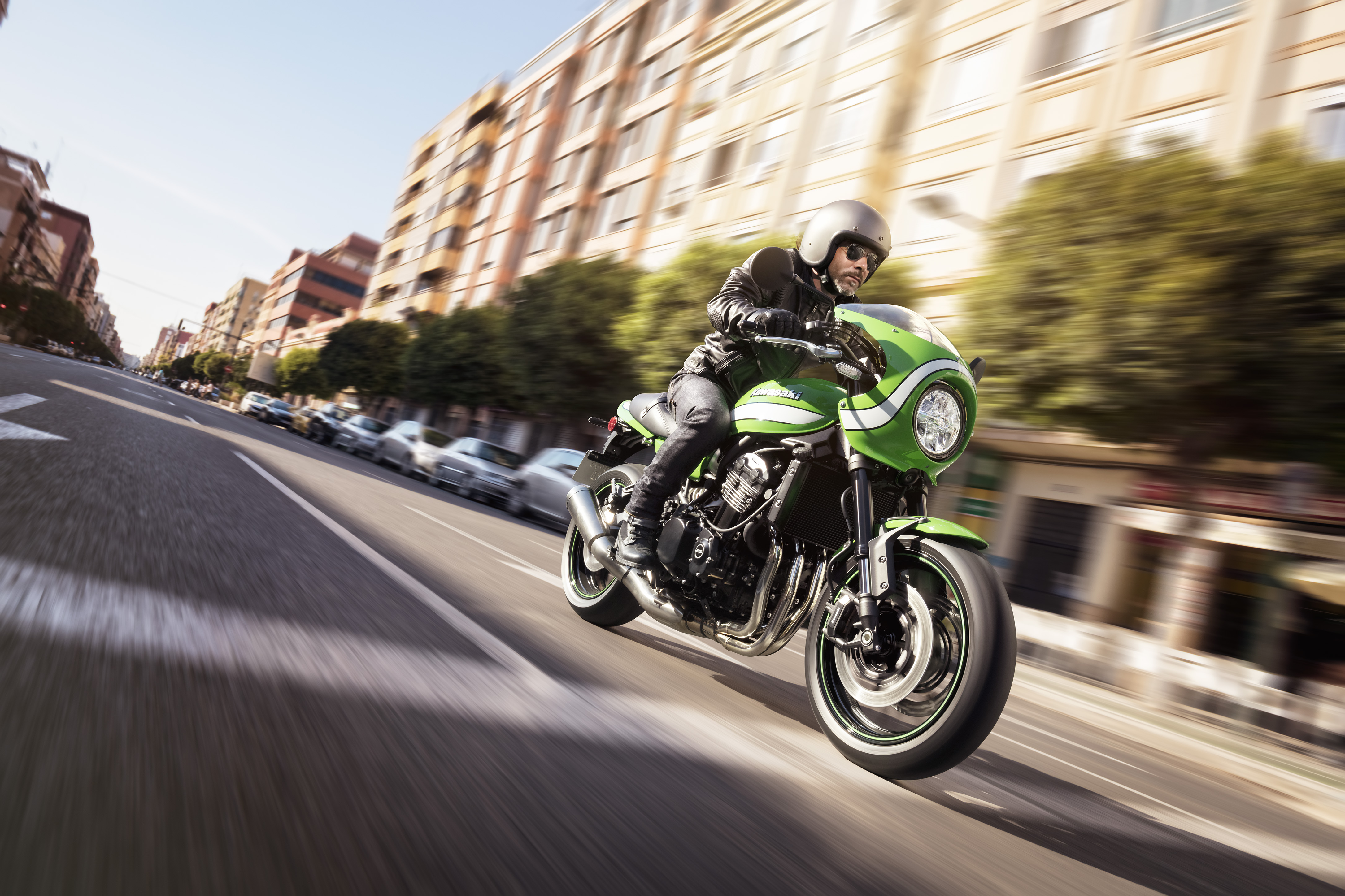 Z900 Café Racer – Kawasaki apresenta uma nova versão neo clássica em Milão