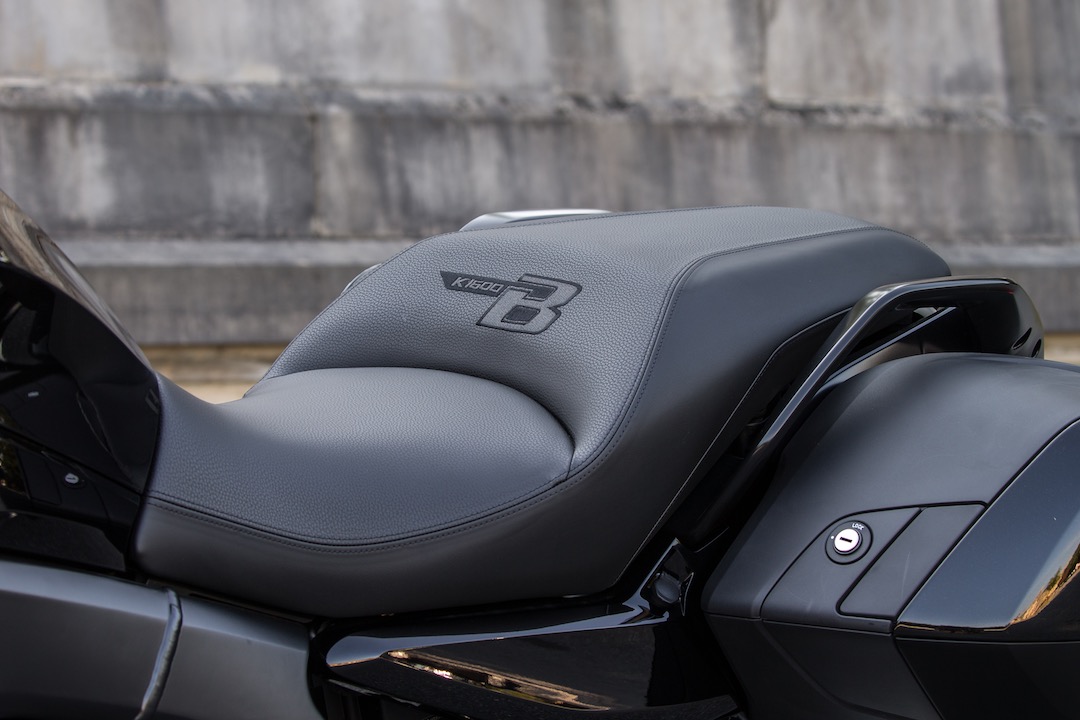 BMW K 1600 B – Uma Cruiser GT vestida de “Bagger”