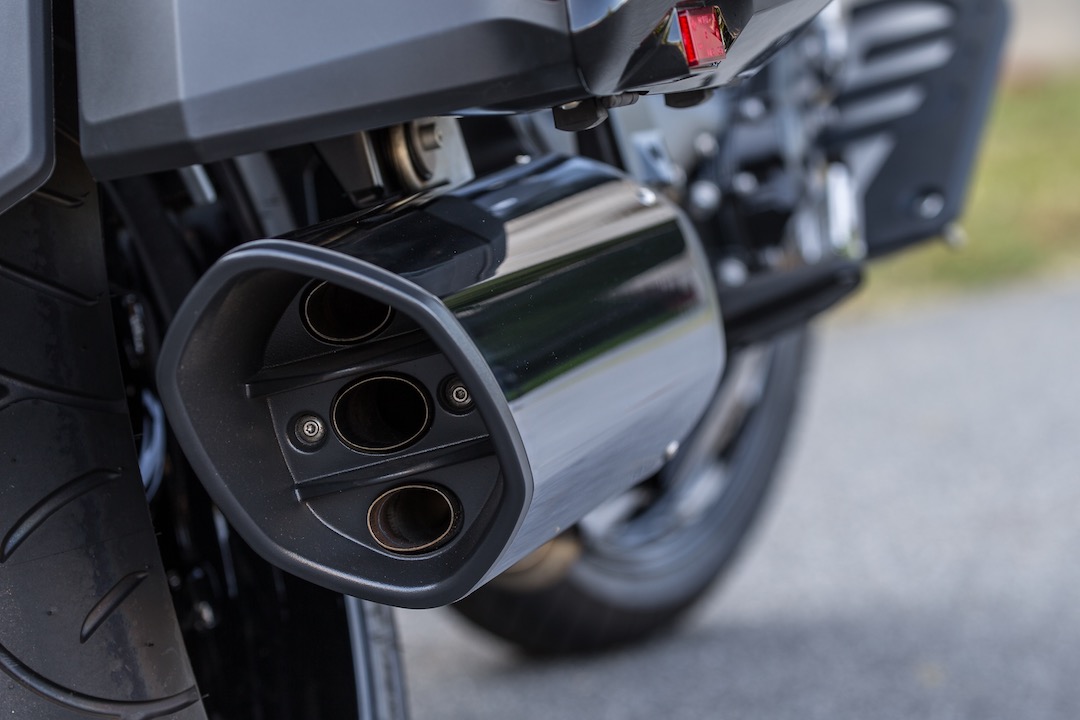 BMW K 1600 B – Uma Cruiser GT vestida de “Bagger”