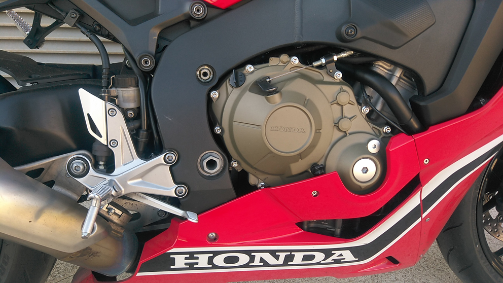 Ensaio Honda CBR 1000RR 2017/18 – Expressão máxima de “Total Control”