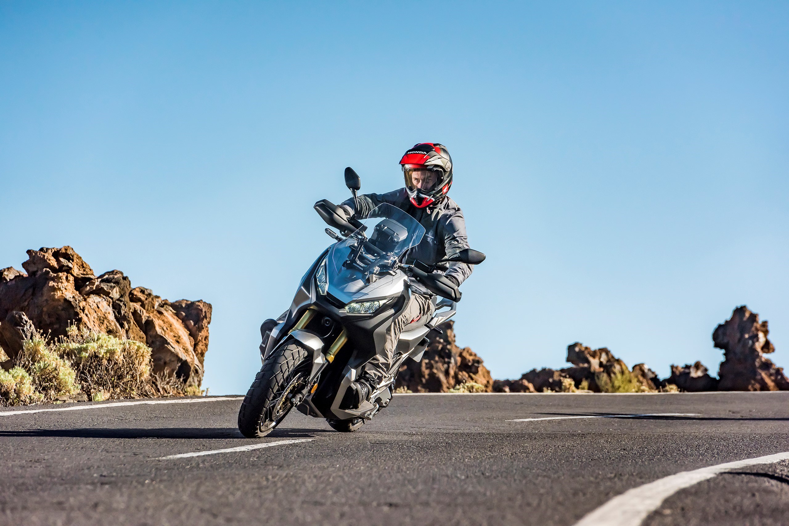 Honda X-ADV 2018 – Um Conceito Inovador de Enorme Sucesso