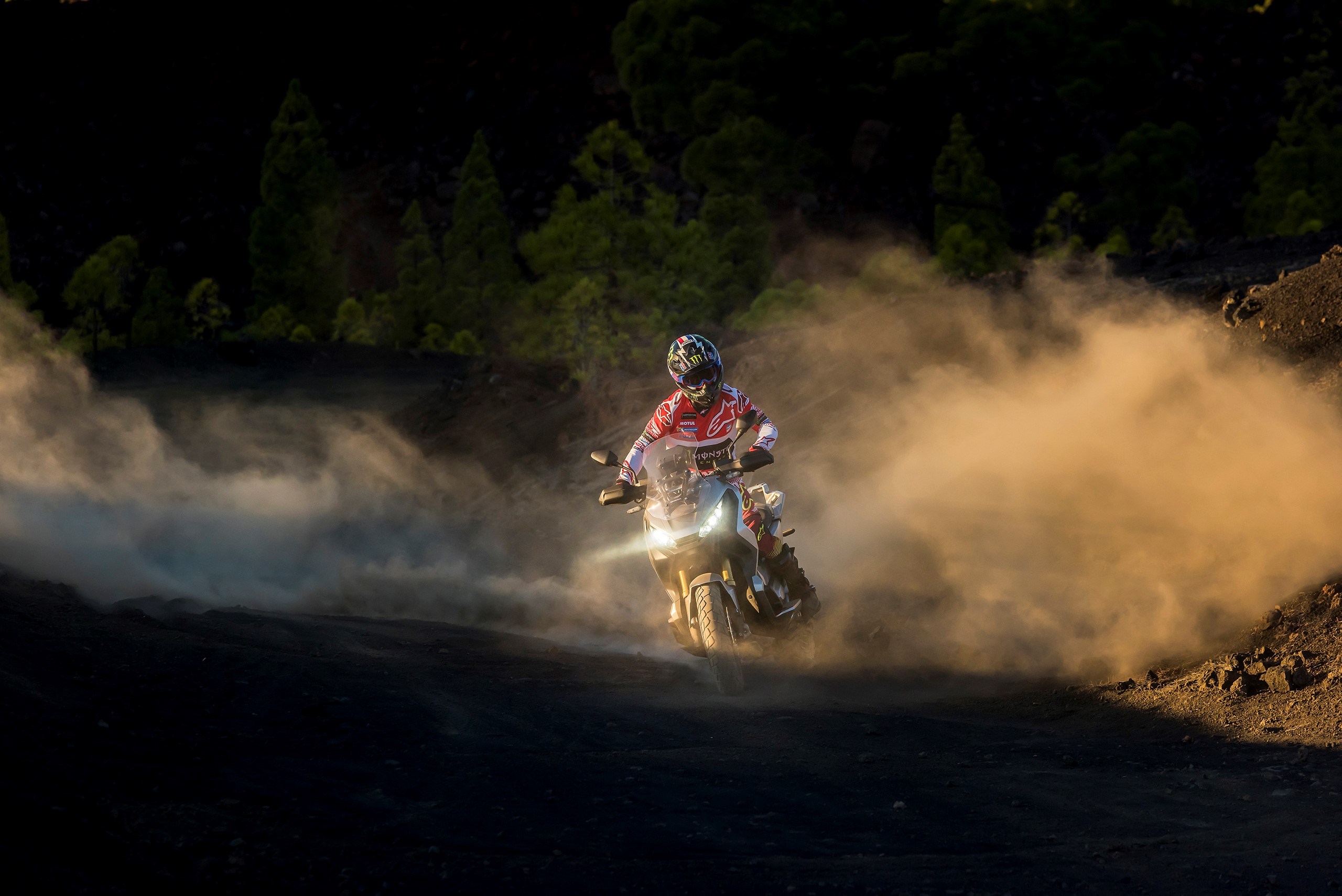 Honda X-ADV 2018 – Um Conceito Inovador de Enorme Sucesso